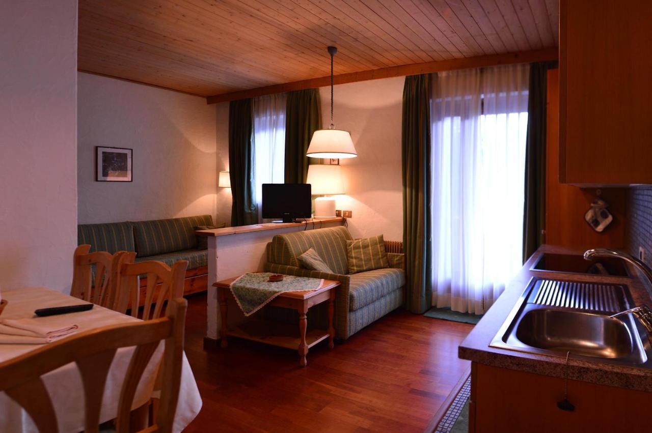 Appartamenti Astoria La Villa La Villa  Exteriör bild