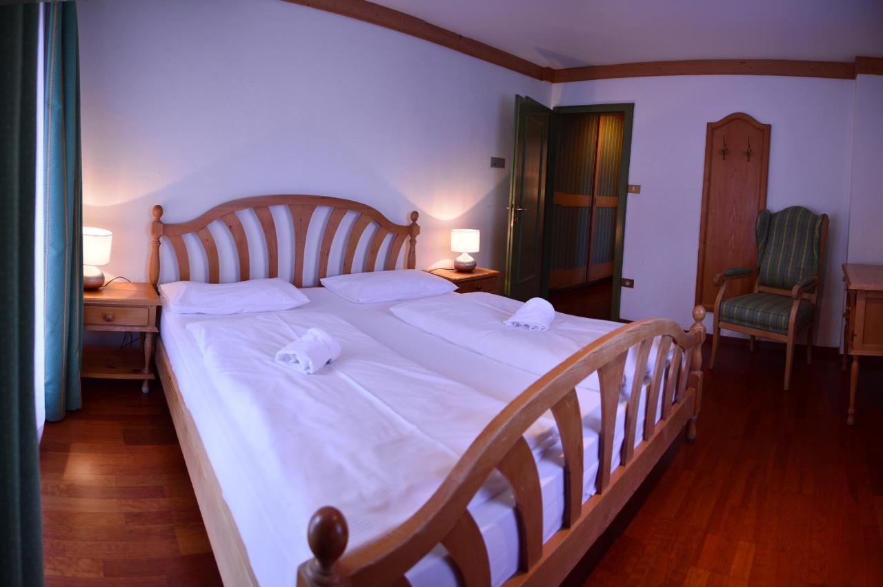 Appartamenti Astoria La Villa La Villa  Exteriör bild